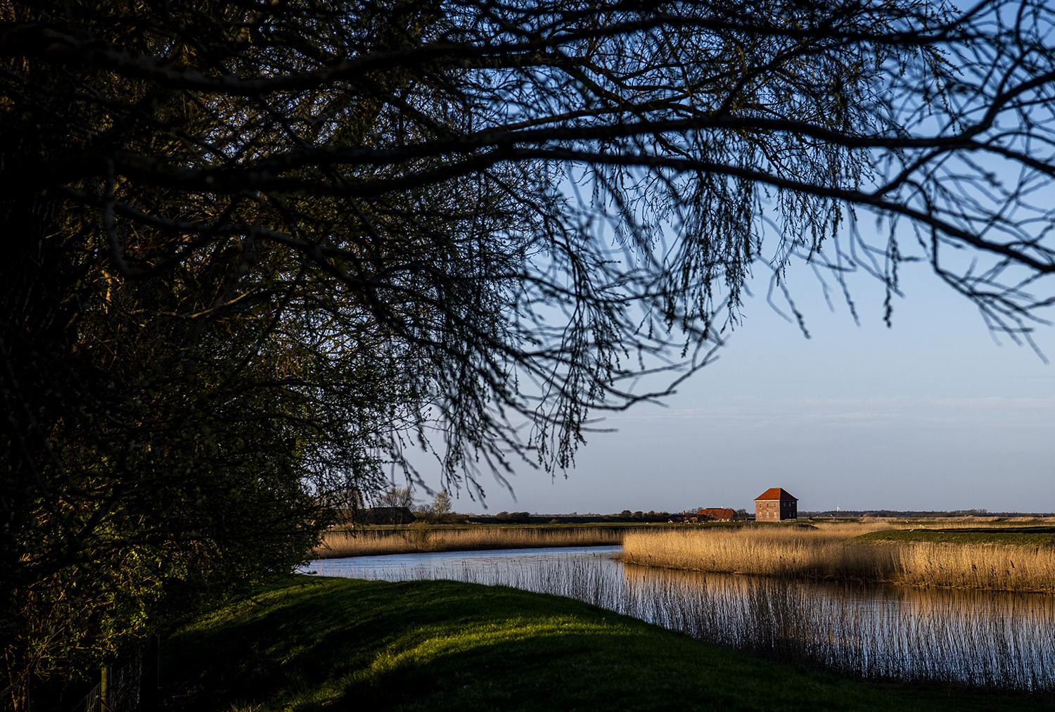 Vidåen med Højer Sluse i baggrunden